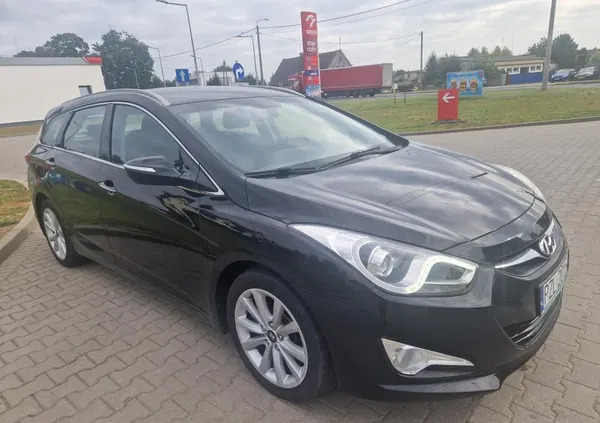 samochody osobowe Hyundai i40 cena 33800 przebieg: 150000, rok produkcji 2013 z Poręba